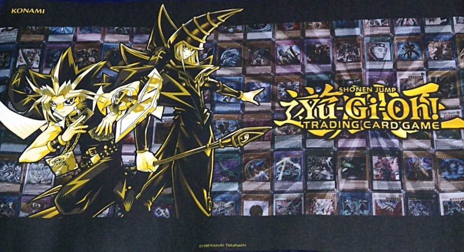 Yu-Gi-Oh! Playmat Golden Duelist Yu-Gi-Oh! Playmat Golden Duelist